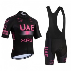 Fietskleding (Fietsshirt + Korte Koersbroek) 2026 UAE TEAM EMIRATES XRG - Roze