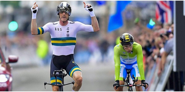 Rohan Dennis claimt overwinning in Australische tijdrit